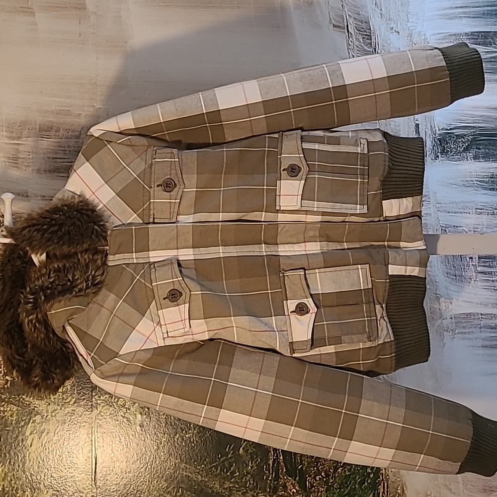 Roxy Womens Medium stylish preppy plaid green winter coat faux fur hood